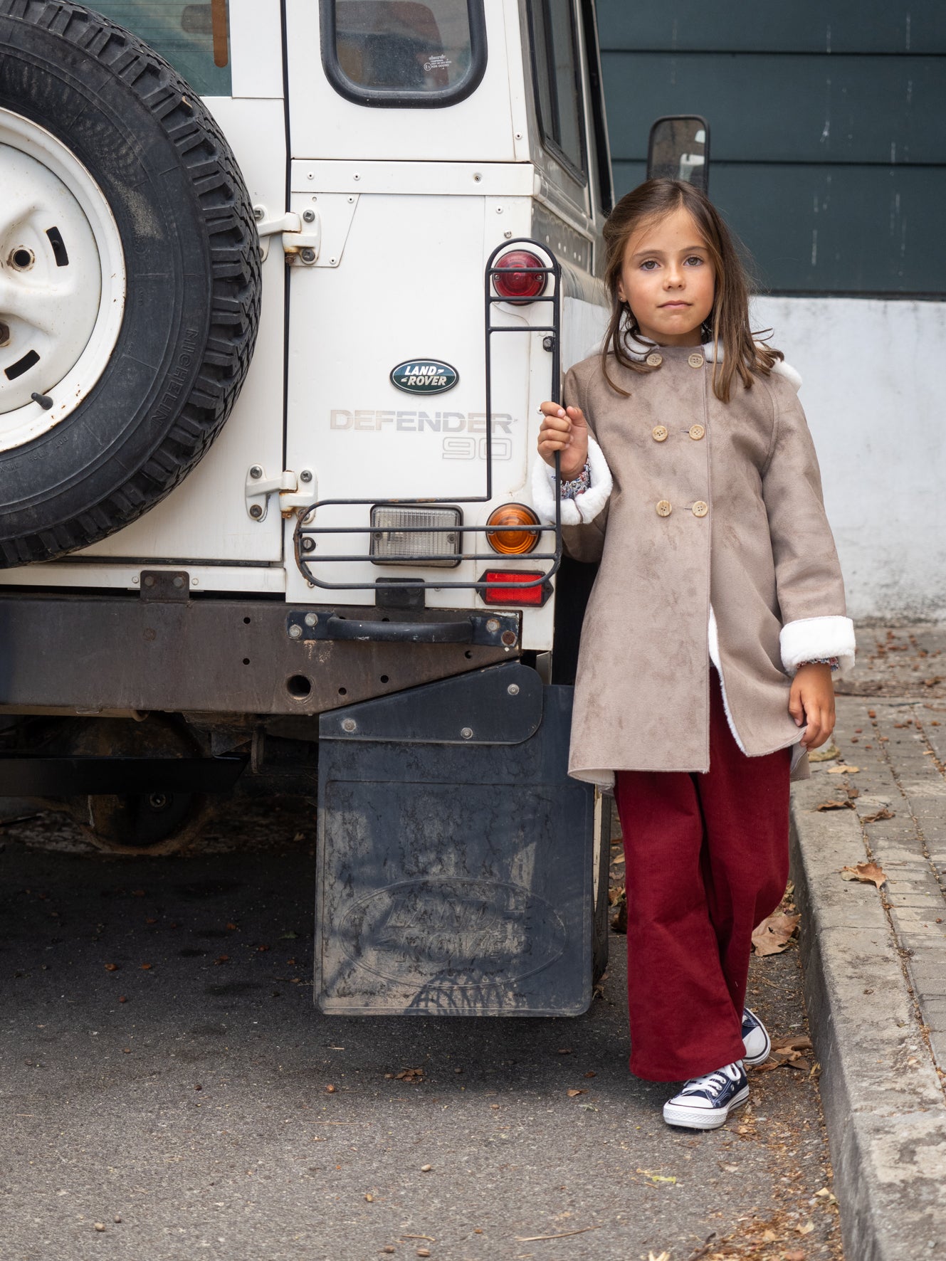 Pantalón pana burdeos