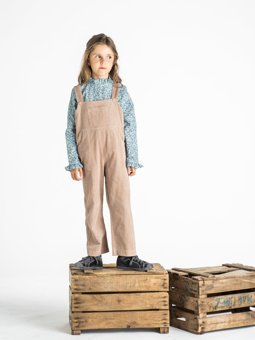 Salopette en velours côtelé beige