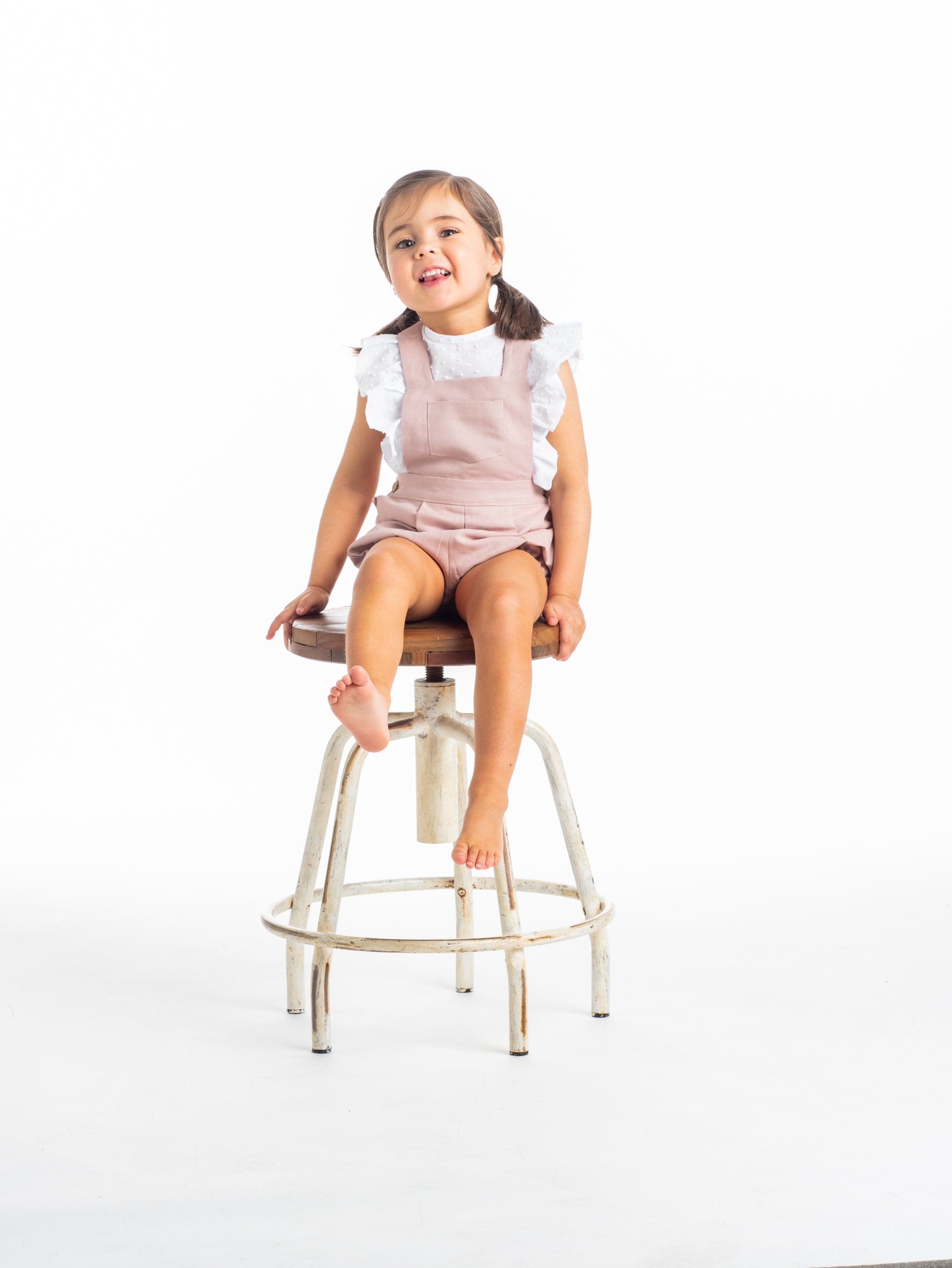 Salopette en lin rose nude