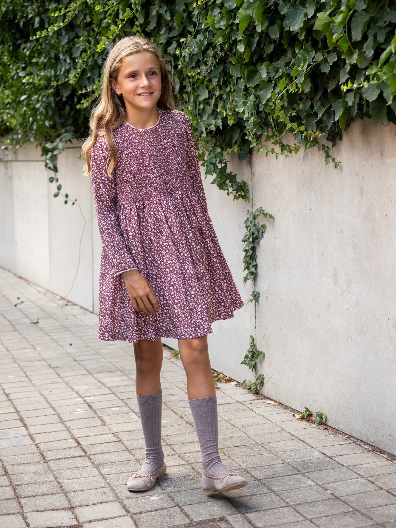 Gathered dress with elastics
