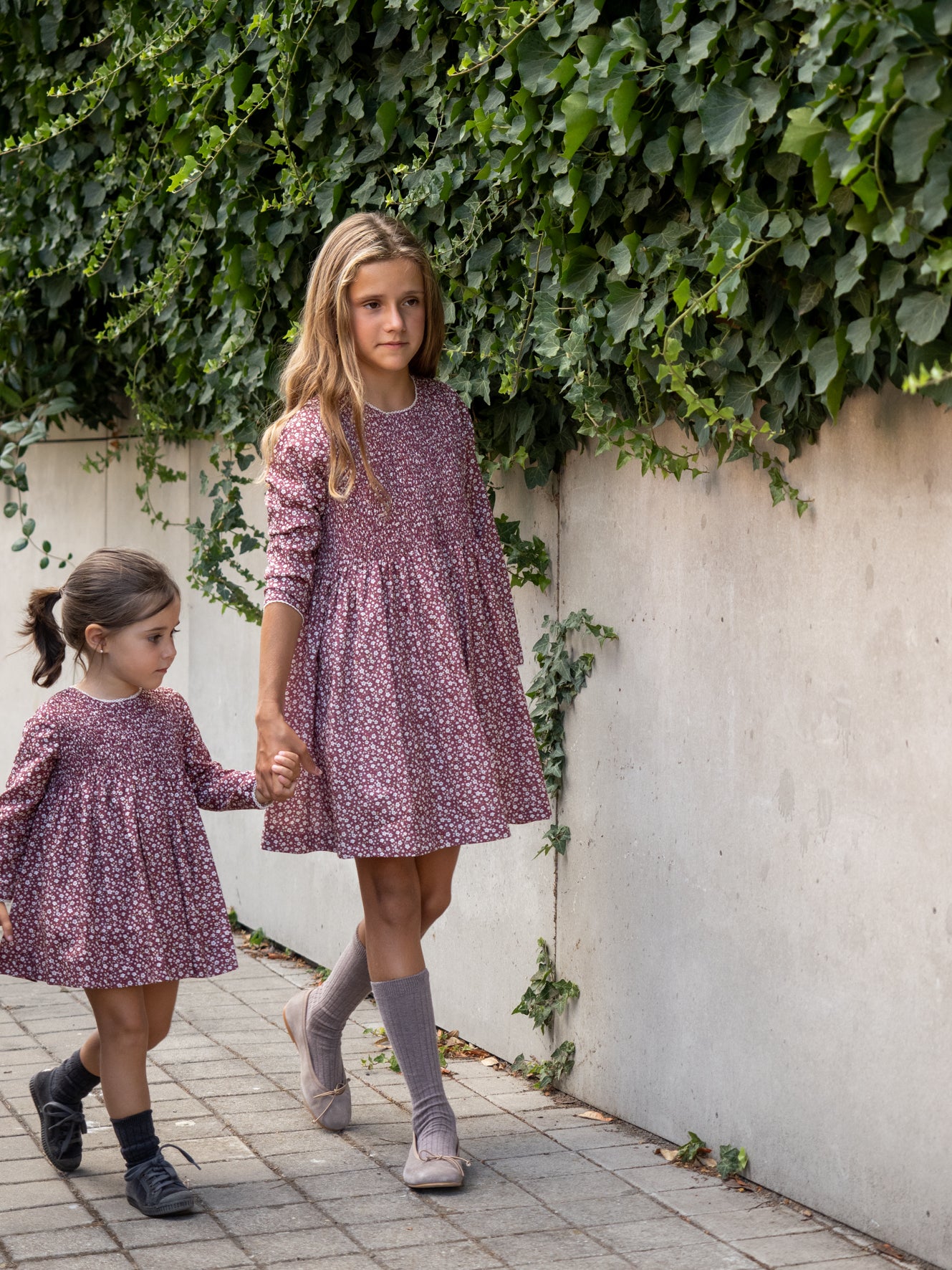 Gathered dress with elastics