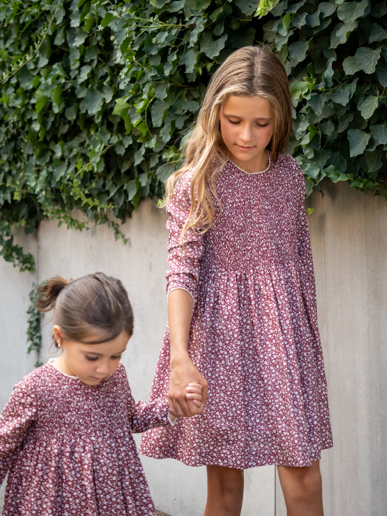 Gathered dress with elastics