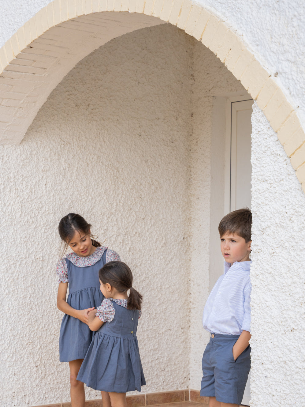 Bermuda azul pizarra