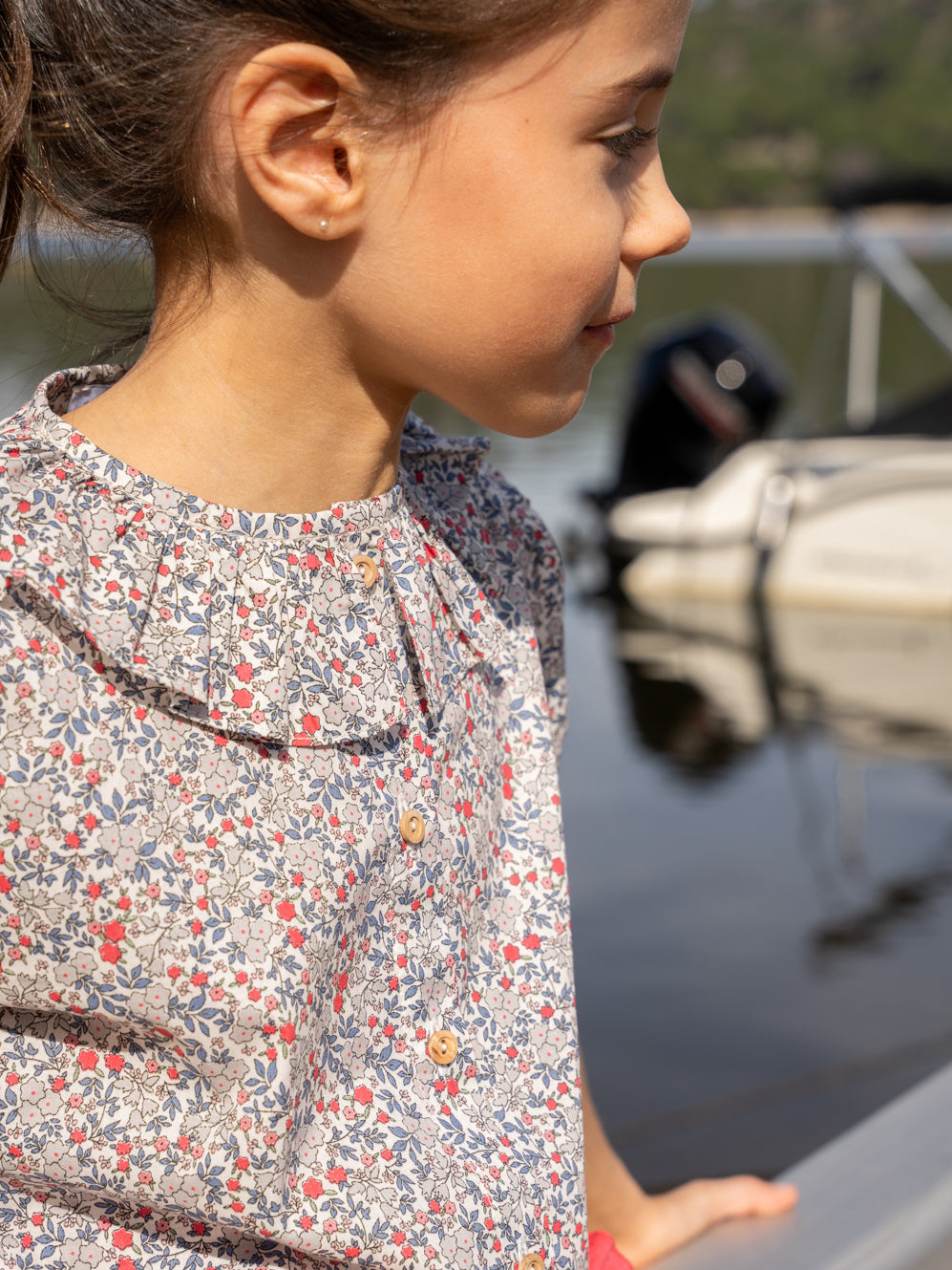 Blusa flores multicolor